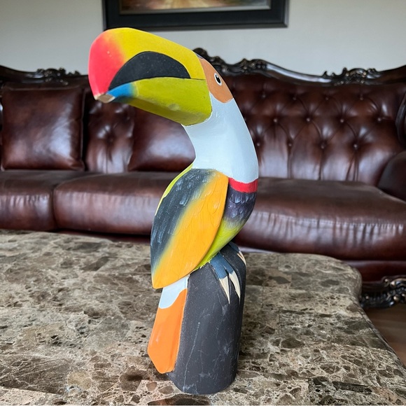 Hand Painted Carved Wooden Toucan Tropical Bird Parrot - Picture 5 of 5